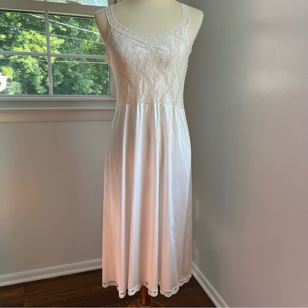 Vintage Nylon Floral Stretch Lace Bodice Slip Size 36 Off White Lingerie